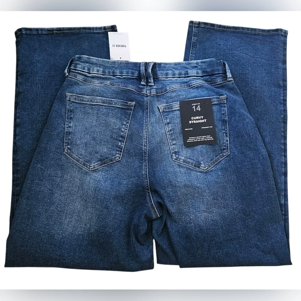 Forever 21+ Curvy Fit Straight Leg High Rise Medium Denim Jeans Women 14 - NWT - Picture 2 of 5